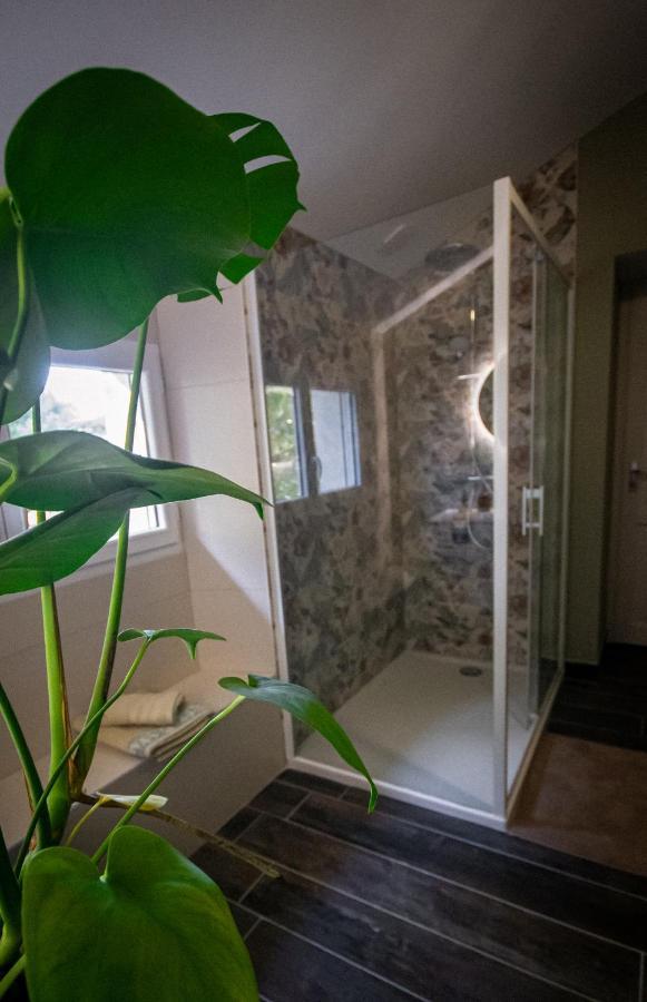 Mas Des 2 Paons Bed & Breakfast Villedaigne Екстериор снимка